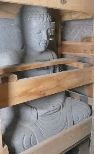 Product image of the product “Seated Buddha made of high value riverstone with the hand gesture “meditation”, height 74cm. Stonemason’s work ”